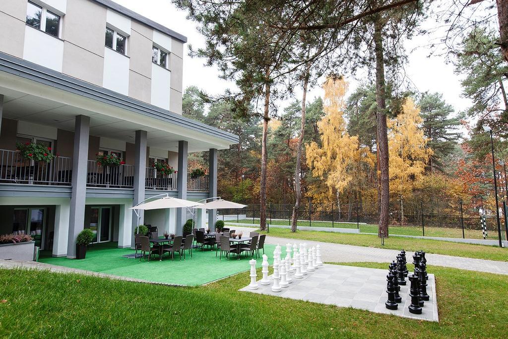 Inwest Osrodek Szkoleniowo-Wypoczynkowy Otel Smardzewice Dış mekan fotoğraf
